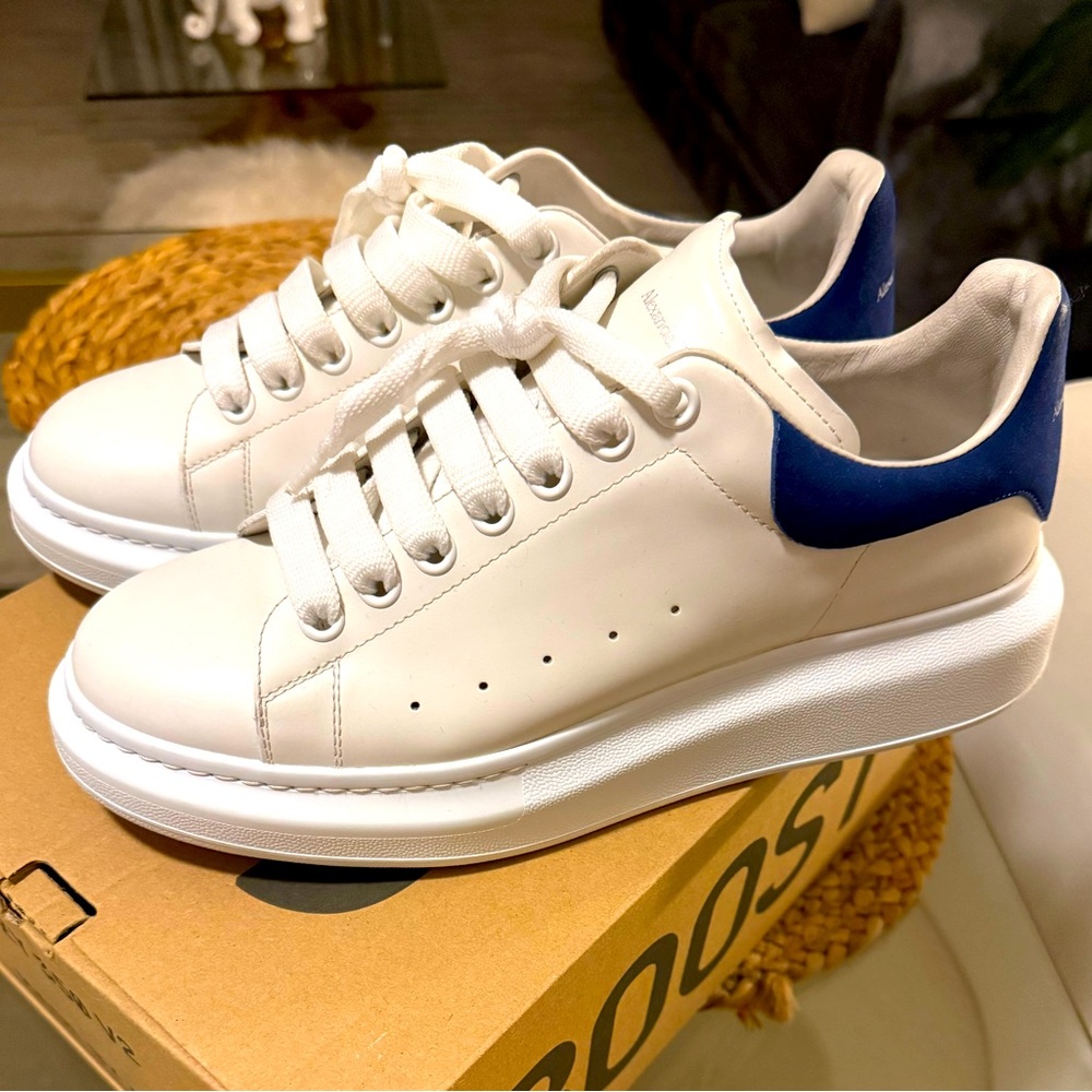 Alexander McQueens Men size 43